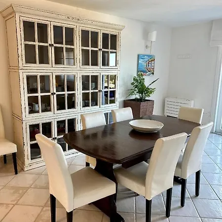 Villa Chia Villas